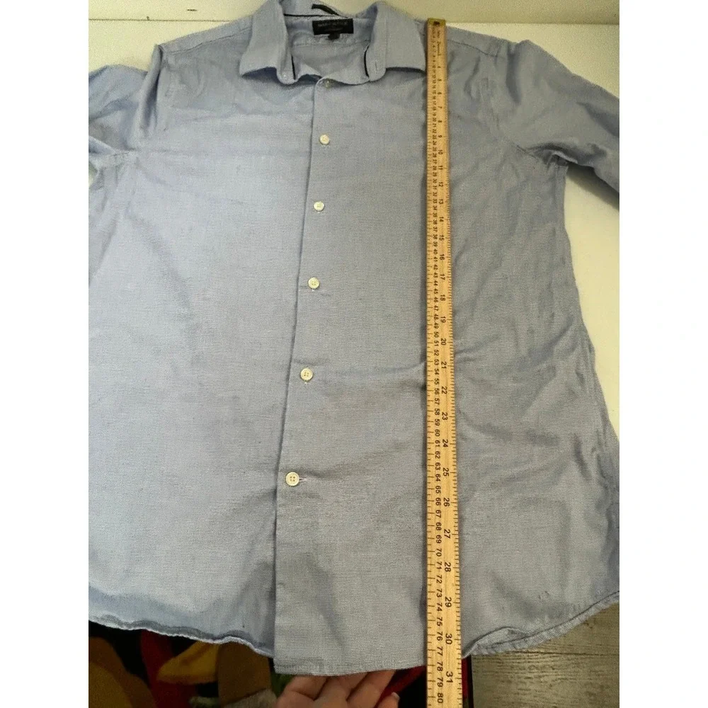 Banana Republic Wrinkle Resistant Long Sleeve Button‎ Down Shirt Light Blue L